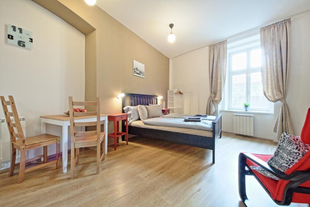 Nabo Apartments Prága Szoba fotó