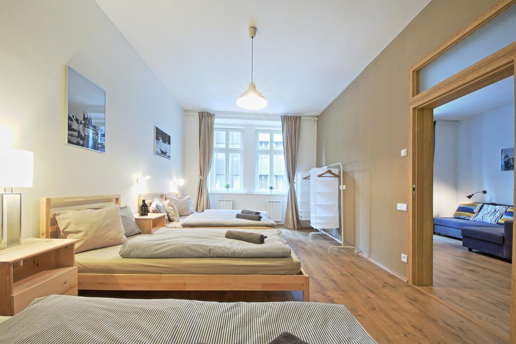 Nabo Apartments Prága Szoba fotó