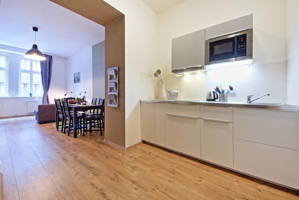 Nabo Apartments Prága Szoba fotó