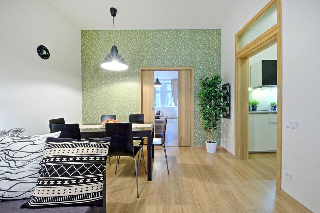 Nabo Apartments Prága Szoba fotó