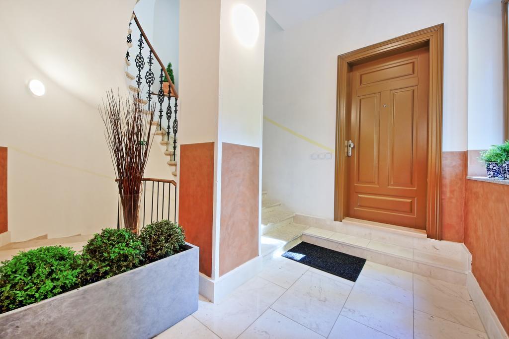 Nabo Apartments Prága Kültér fotó
